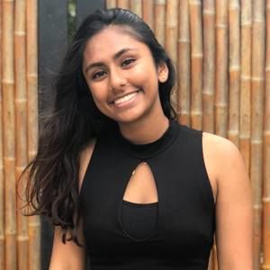 Meet your Posher, Olivia